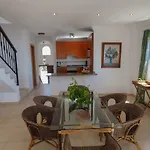 Paradise - El Paraiso Villa