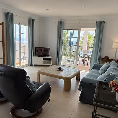 Paradise - El Paraiso