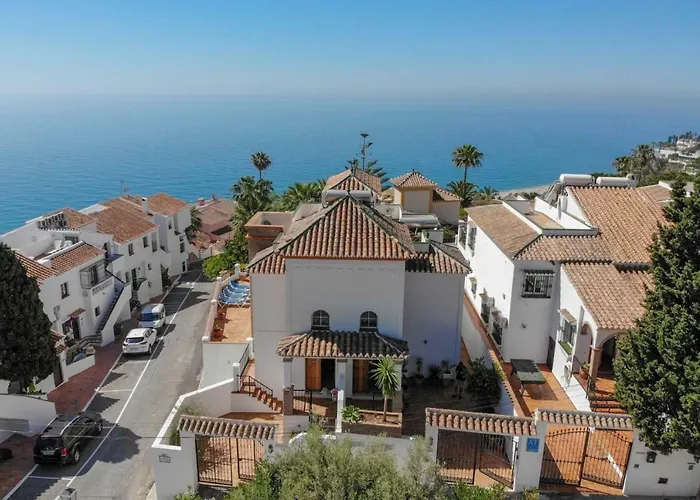 Paradise - El Paraiso