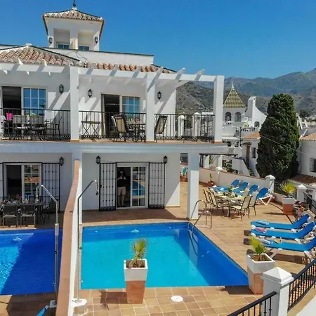 Paradise - El Paraiso Villa *