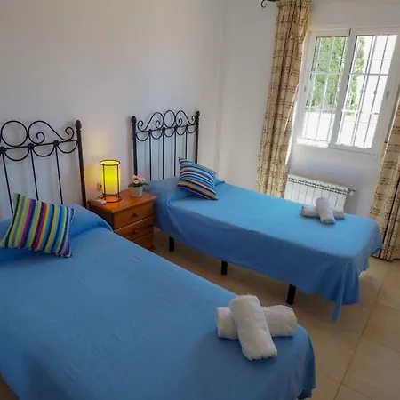 Paradise - El Paraiso Nerja