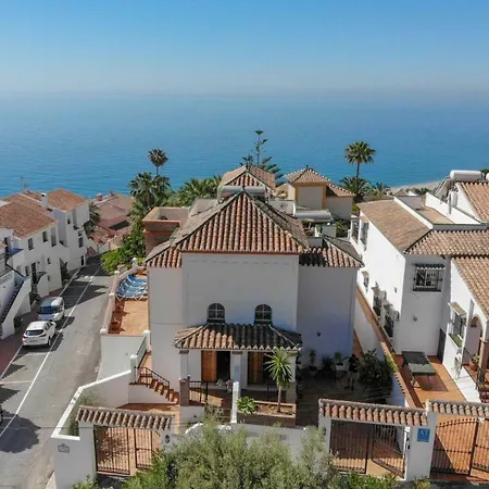 Paradise - El Paraiso