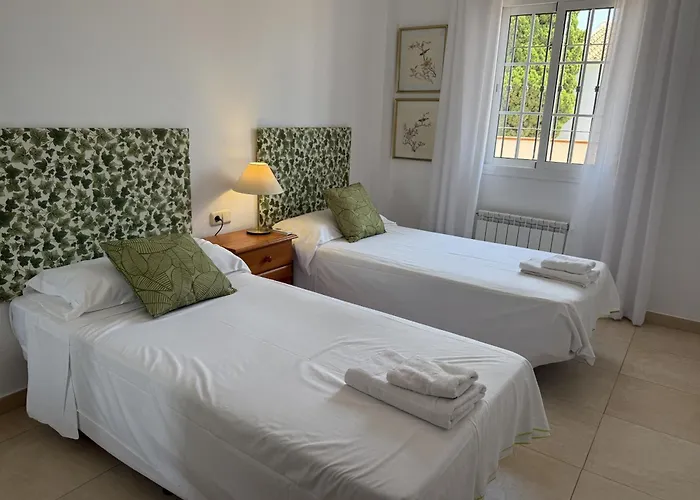 Paradise - El Paraiso Nerja